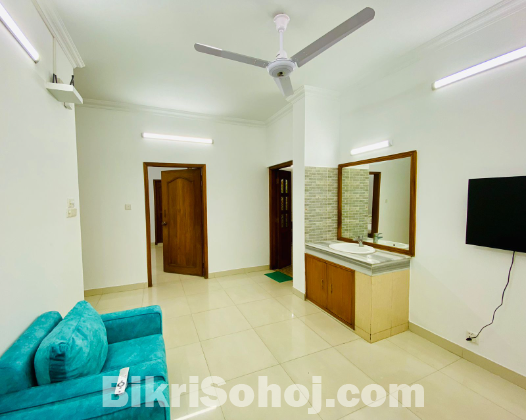 Stylish Furnished Services 3BHK Apartment in Bashundhara